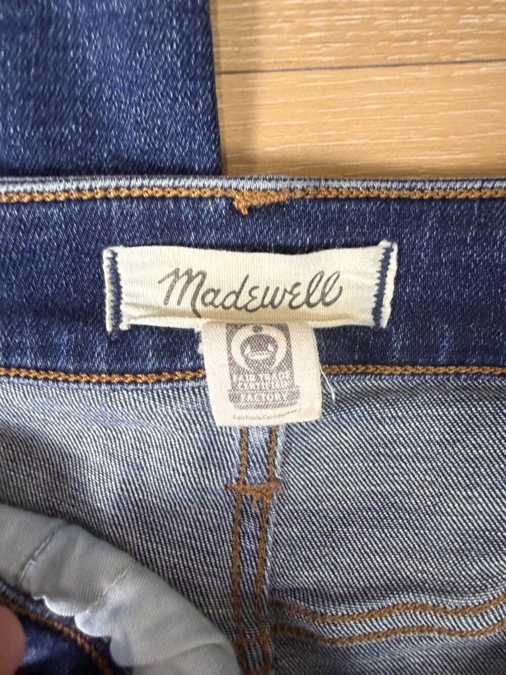 Madewell Curvy Perfect Vintage Dark Wash High Rise Slim Straight Jeans | 29 - Picture 5 of 7